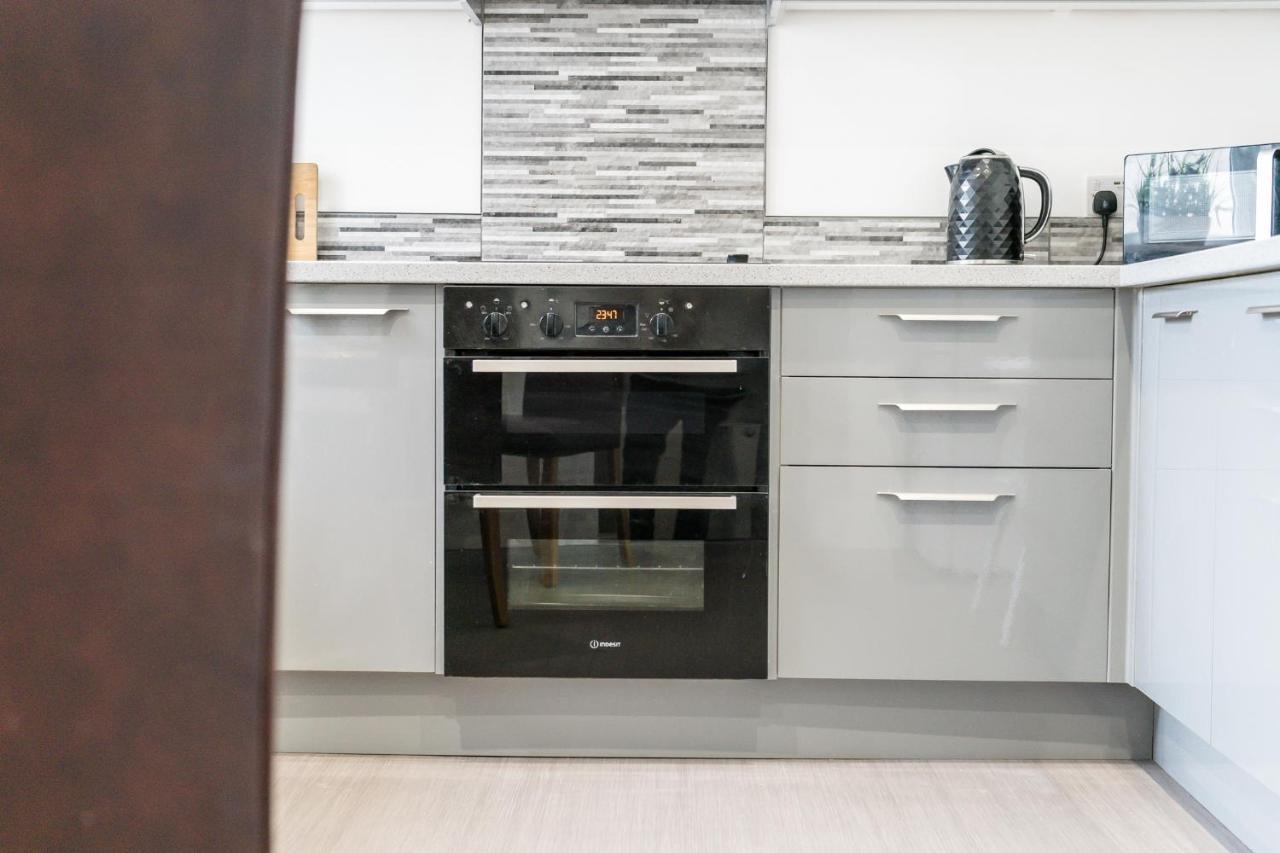 Birkdale Southport Boutique Apartment Sleeps 5 Exterior photo